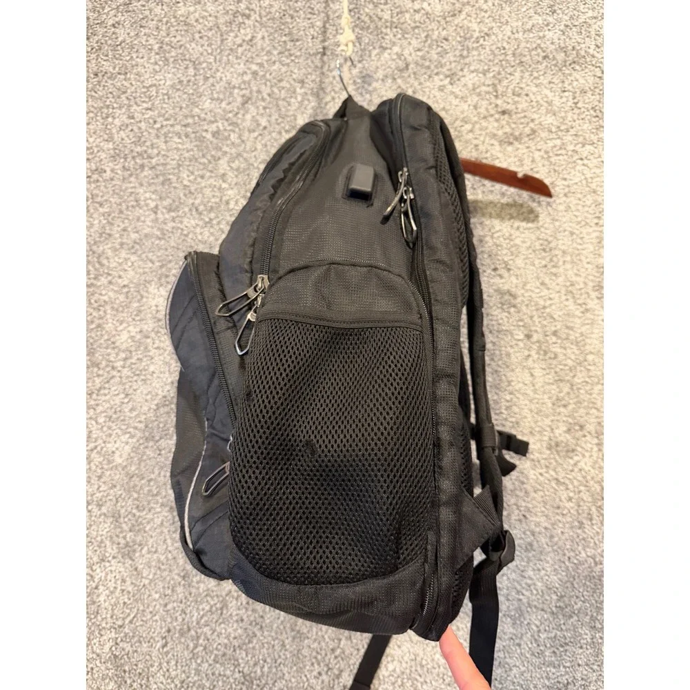 Trump International‎ Beach Resort Miami Backpack Travel Bag Black *